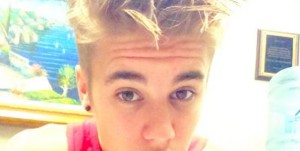 Justin Bieber montre sa nouvelle coupe