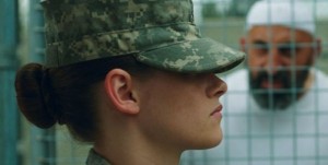 Kristen Stewart dans Camp X Ray