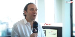 la borne Free Mobile par Xavier Niel