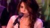 Selena Gomez foire une prestation en direct à la télé !